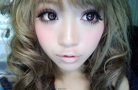 Gyaru Aesthetic, Agejo Gyaru, Gyaru Makeup, Hime Gyaru, Gyaru Fashion, Kawaii Style, Fashion Enthusiast, Beautiful Lips, Soft Hair