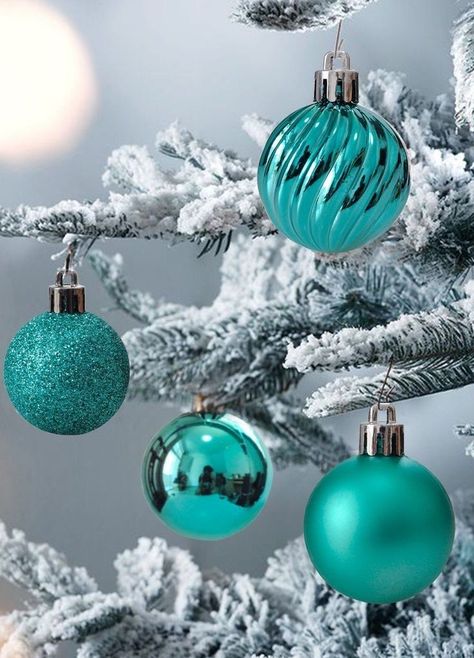 Teal Christmas Wallpaper, Teal Christmas Decorations, Aqua Christmas, Teal Christmas, Turquoise Christmas, Teal Decor, Wreath Garland, Christmas Ball Ornaments, Holiday Wreath