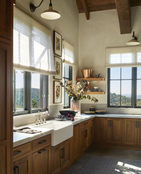 The kitchen of this Wine-Country Estate is a rustic modern backdrop for our clients and their family that absorbs the impressive views of the surrounding countryside.

Interior Design: The Wiseman Group
Photography: @rogerdaviesphotography
Styling: @rowelosangeles 
Featured in @1stdibs 

The Wiseman Group san Francisco bay area interior design architecture rustic modern design somona county wine-country living house home decor kitchen Countryside Interior Design, Countryside Interior, Interior Modern House, San Francisco Homes, House Design Luxury, Design Luxury House, Modern Backdrop, Luxury House Design, Transitional Farmhouse