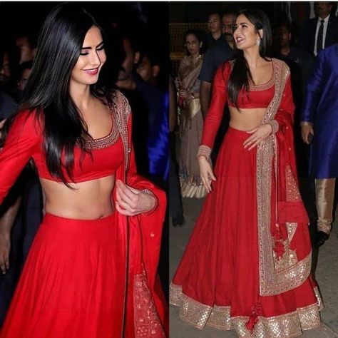 Plain Lehenga, Lehenga Red, Plain Red, Freida Pinto, Bollywood Lehenga, Blouse Design Images, New Blouse Designs, Red Lehenga, Designer Saree Blouse Patterns