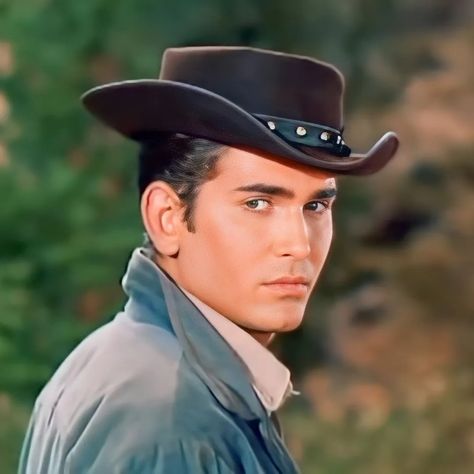 Little Joe Cartwright, Movie Drawings, Jonathan Smith, Bonanza Tv Show, Michael Landon, First Tv, Unique Things, American Actors, Wild West