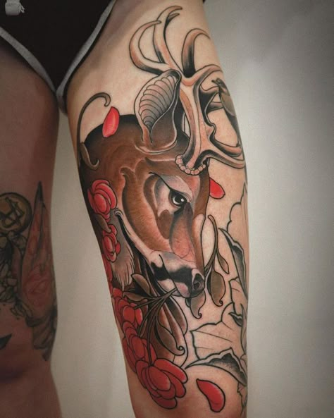 Stag thigh tattoo by neo-traditional artist Robin Kemper, done at Greyhound Tattoo in Essen, Germany. Neo Traditional Stag Tattoo, Robin Tattoo Neotraditional, Deer Tattoo Neotraditional, Neo Traditional Deer Tattoo, Traditional Deer Tattoo, Neo Traditional Animal Tattoo, Husband Tattoos, Stag Tattoo Design, Traditional Tattoo Animals