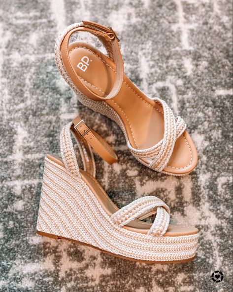 Summer wedges 2020, summer heels, dressy style, tan wedges, wedges for wedding, dressy heels, casual wedge shoes for women Wedges Shoes Outfit, Dressy Style, Heels Casual, Wedges Heels, Casual Wedges, Summer Wedges, Summer Heels, Tan Wedges, Dressy Fashion