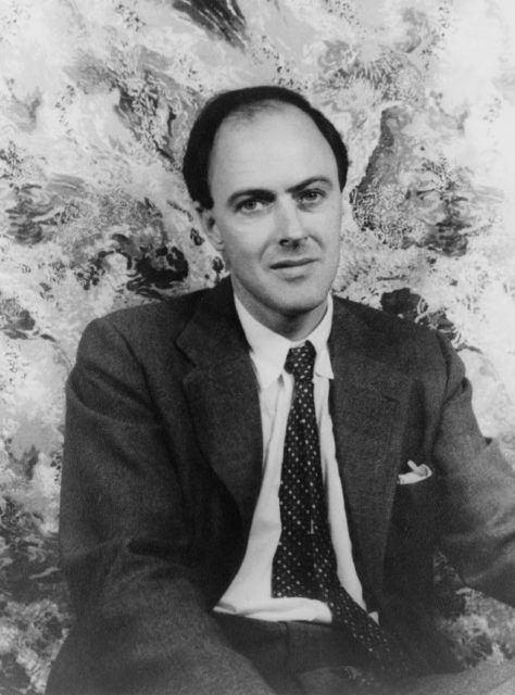 Roald Dahl was one of the most prolific English writers of the 20th century. He is predominantly known as a children’s author, and with his exceptional ima Roald Dahl Day, Roald Dahl Quotes, Sophie Dahl, Roald Dahl Books, The Twits, The Giant Peach, Quentin Blake, Fantastic Mr Fox, Lucky Luke