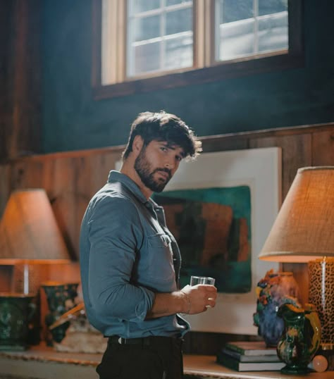 Bearded Guy Aesthetic, Men Collarbone, Business Man Aesthetic, Dark Skin Light Hair, Account Photo, Dp Boy, Nick Bateman, Gentleman Aesthetic, Actor Picture