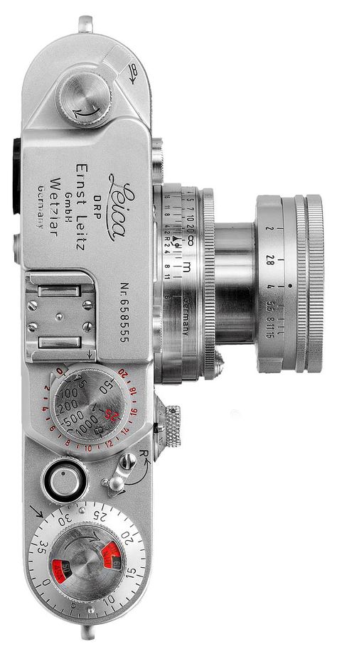 Leica IIIf Leica Aesthetic, Vintage Layout, Cyberpunk Tech, Film Camera Photography, Cmf Design, Retro Gadgets, Classic Camera, Old Cameras, Leica Camera