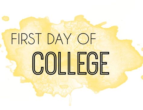 Print this first day of college watercolor first day of sign so you can fill in the blank and use for your photo on your first day. First Day Of 7th Grade, Last Day Of College, College Printables, Printable Signs Free, Paper Trail Design, Last Day Of School Sign, First Day Of College, Free Printable Crafts, First Day Of School Sign