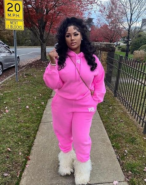 IamCuristan's Amazon Page Black Women Chill Outfits, Thick Winter Outfits, Girly Winter Outfits Black Women, Pink Fall Outfits Black Women, Chill Baddie Outfits Fall, Cold Winter Outfits Baddie, Cute Pink Outfits Black Women, Dope Swag Outfits Winter, Basketball Game Outfit Women Winter