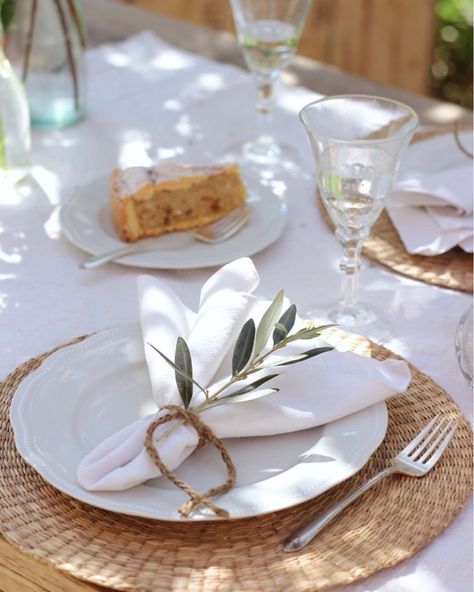 White Napkin With Greenery, Wedding Table No Plates Or Silverware, Napkin Fold With Greenery, Wedding Table Decorations Napkins, Wedding Plate Setting Napkins, Plate And Napkin Setting Wedding, Wrapped Utensils In Napkins For Wedding, Casual Wedding Place Settings, Wedding Serviettes Ideas