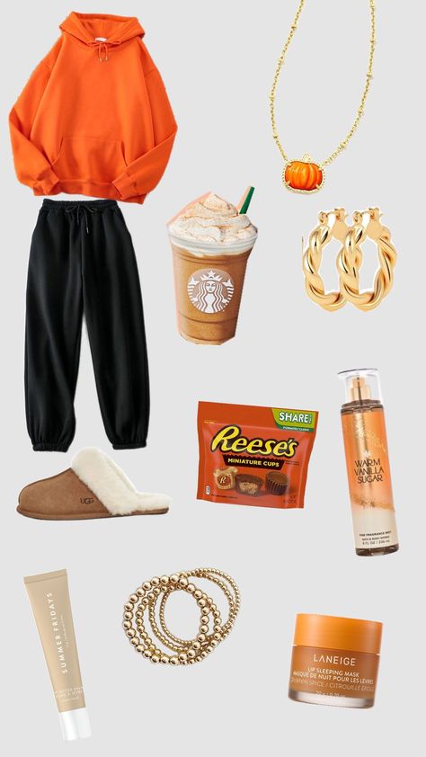 Comfy Halloween fit Comfy Halloween Outfits, Movie Outfit Ideas, Movie Outfit, Spooky Movies, Movies Outfit, Halloween School, School Fits, Casual Everyday, Comfy Outfits