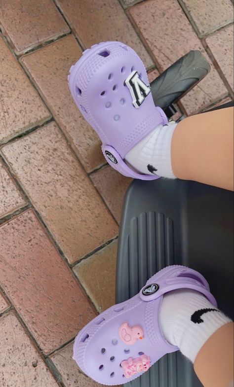 Baby girl croc shoes with jibbitz Crocs Purple Aesthetic, Crocs For Babies, Baby Nike Shoes Girl, Baby Crocs Shoes, Crocs Toddler, Baby Girl Nike, Toddler Crocs, Baby Tumblr, Baby Play Activities