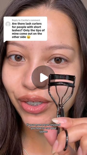 Jess | Makeup • Tutorials on Instagram: "How to curl your lashes CORRECTLY  Using @japonesque eyelash curler   #eyelash #eyelashcurler #lashcurler #lashcurl #lashes #makeuptips" How To Curl Your Eyelashes With A Spoon, How To Curl Your Lashes Properly, Best Way To Curl Lashes, Eyelash Curler Tutorial, How To Use Lash Curler, How To Curl Your Lashes With A Curler, How To Curl Your Eyelashes With A Curler, How To Curl Eyelashes With Curler, How To Make Eyelashes Look Longer