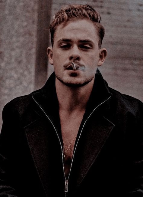 celebrities: dacre montgomery Darce Montgomery, Billy Hargrove, Akali League Of Legends, Things Wallpaper, Dacre Montgomery, Stranger Things 3, Billy Boy, Stranger Things Actors, Stranger Things Wallpaper