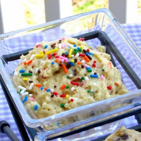 Cake Batter Cookie Dough, Eggless Sugar Cookies, Cake Batter Recipes, Cake Batter Dip, Eggless Cookie Dough, Cake Batter Cookies, Cookie Dough To Eat, Cookie Dough Dip, Cookie Dough Recipe