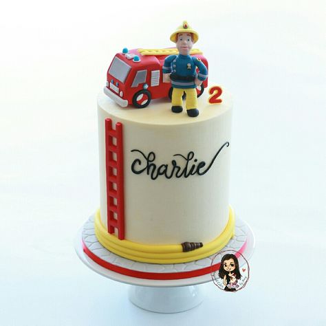 Fireman Sam Birthday Cake, Firefighter Birthday Cakes, Fireman Sam Birthday Party, Birthday Cake Buttercream, Fire Engine Cake, Fireman Sam Cake, Fireman Cake, Firetruck Cake, Party Birthday Cake