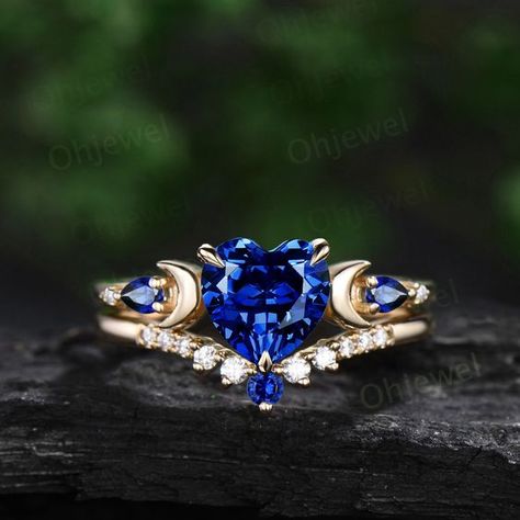 Very nice I loved it good quality the size is right I fit very well the material looks very good quality Blue Stone Engagement Ring, Sapphire Rings Engagement, Sapphire Wedding Ring Set, Magic Academy, Heart Wedding Rings, Sapphire Engagement Ring Set, Blue Sapphire Engagement Ring, Shiny Rings, Saphir Ring