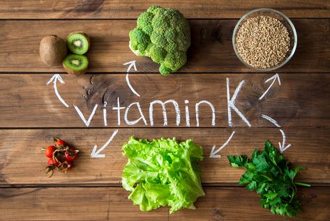 It is a good idea to include ample amounts of vitamin K in your diet for a number of reasons 🥦  Today we are going to take a close look at this vitamin and explain why it’s so important! Vitamin K Foods, Vitamin K Deficiency, Mood Boosting Foods, Broccoli Benefits, Making Ghee, Healthy Mood, Foods High In Iron, Ginger Benefits, Vitamin Deficiency