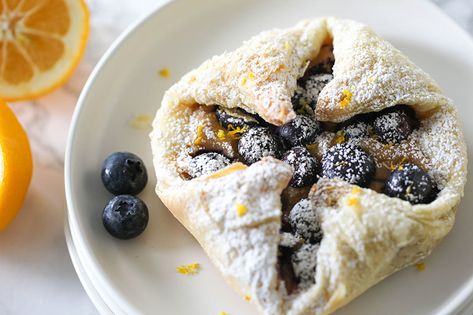 Easy Vegan Blueberry Cream Cheese Danish [+VIDEO] Blueberry Cream Cheese Danish, Cream Cheese Danish Recipe, Cheese Danish Recipe, Cream Cheese Danish, Vegan Cream, Puff Pastry Dough, Cheese Danish, Blueberry Cream Cheese, Vegan Blueberry