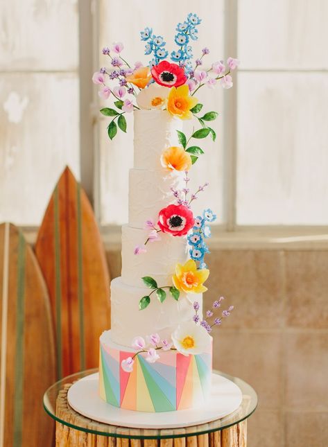 Cake Bright Wedding Cake, Rainbow Wedding Cake, Colorful Wedding Cakes, Sugar Flowers Cake, Boho Wedding Cake, Cake Wrecks, Black Wedding Cakes, Fresh Flower Cake, Wedding Cake Ideas