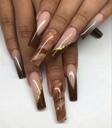 Acrylic Brown Nails, Nails Acrylic Brown, Brown Nails Acrylic, Autumn Nail Designs, Marble Acrylic Nails, Brown Acrylic Nails, Brown Nails Design, Gold Nail Art, Autumn Nail