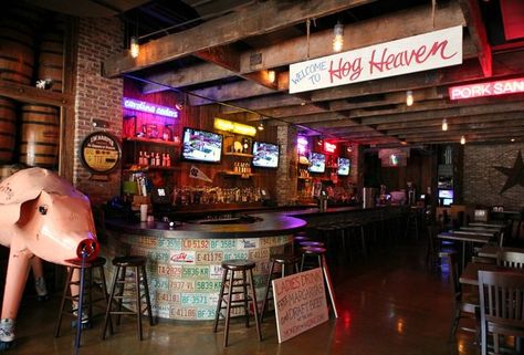 Miami's 7 sweetest dive bars Sport Bar Design, Las Vegas Images, Aeron Chair, Biker Bar, Sport Bar, Dive Bars, American Bars, Chair Size, Bar And Grill