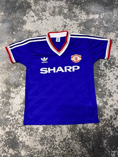 Vintage Manchester United, Football Jersey, Football Jerseys, Manchester United, Manchester, Blue Color, Football, The Unit, Adidas