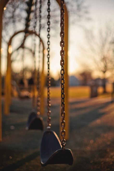 Playground Photography, Depth Of Field Photography, Park Swings, Playground Swings, Broken Dreams, Photography Classes, Depth Of Field, Metal Chain Link, Swing Set