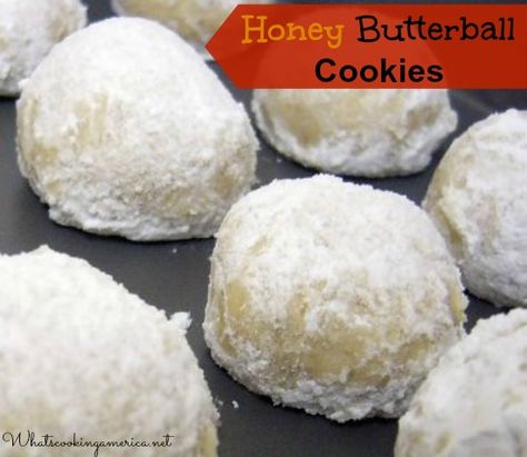 Honey Butterball Cookies |  whatscookingamerica.net  #russianteacakes #cookies #butterball #honey #christmas