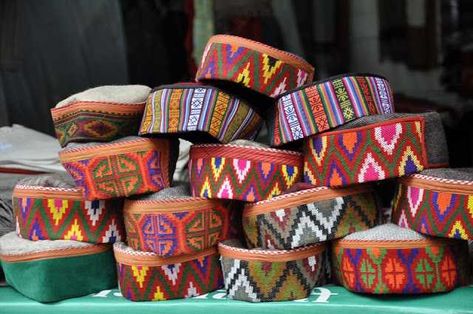 Pahadi Culture, Adventure Places, Types Of Caps, Geometric Art Animal, Woolen Clothes, Adventure Family, Winter Shopping, Cute Casual Dresses, Quaint Village