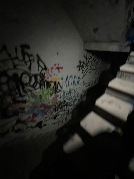 Dark Abandoned Places Aesthetic, Me As An Place, Deep Asthetic Photos, 4 Morant Aesthetic, Quiet Night Aesthetic, Me As A Place, Grunge Places, Dark Atheistic, Urbex Aesthetic