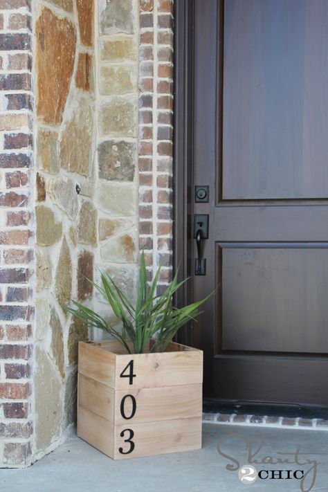 Creative House Numbers - Creative Ramblings Diy Cedar Planter Box, House Numbers Diy, Cedar Planter Box, Cedar Planters, House Number Sign, Diy Pergola, Diy Planters, House Number, Easy Home Decor