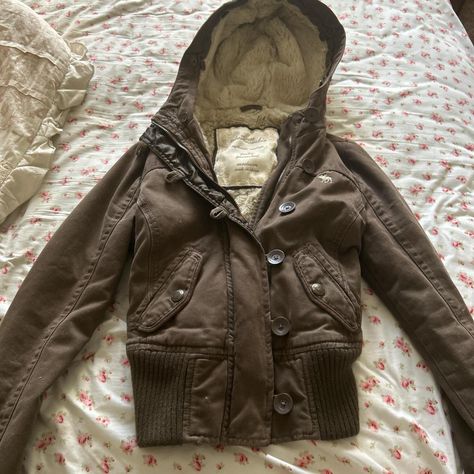 2000s rare bella swan style abercrombie and fitch... - Depop Fall Fashion 2000s, Bella Swan Jacket, Abercrombie And Fitch Aesthetic, 2000s Vintage, 2000s Abercrombie, 2000s Jacket, Bella Swan Clothes, Abercrombie And Fitch 2000s, Bella Swan Style