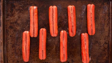 Oven Roasted Hot Dogs Recipe - Food.com Hot Dogs In Oven, Broiled Hot Dogs, Oven Hot Dogs, Baked Hot Dogs, Hot Dog Bar, Hot Dog Recipes, Food Photography Tips, Dog Recipes, Game Day Food