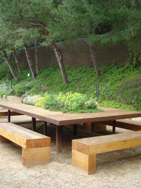 gardener’s table ~ by? |  phoebe couyant photograph Kebun Herbal, Desain Lanskap, Real Estat, Garden Table And Chairs, Garden Table, Garden Spaces, Outdoor Rooms, Wooden Table, Outdoor Projects