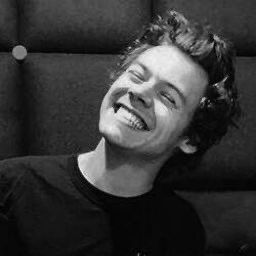 Vibe Tickets on Twitter: "Ever just think... Harry Styles… " Harry Styles Smile, Harry 1d, Harry Styles Cute, Haikou, British Boys, Harry Styles Wallpaper, Harry Styles Pictures, Harry Styles Photos, Mia 3