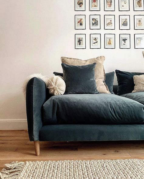 Loaf on Instagram: “Clever colour boffins have always said that blue is a calming colour, and we think @27_the_white_house’s Squishmeister sofa provides some…” Indigo Blue Sofa Living Room, Loaf Velvet Sofa, Squishmeister Sofa, Loaf Sofa Velvet, Loaf Blue Velvet Sofa, Snug Lounge, Blue Velver Sofa, Loaf Sofa, Dfs Blue Velvet Sofa