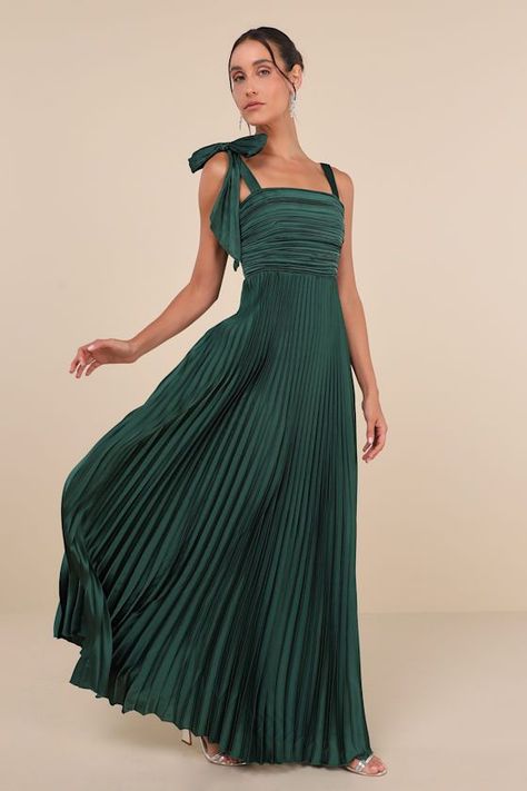 Gorgeous Purpose Emerald Satin Pleated Sleeveless Bow Maxi Dress Check more at https://beautyfashionideas.com/dress/gorgeous-purpose-emerald-satin-pleated-sleeveless-bow-maxi-dress/ 20s Bridesmaid Dress, Christmas Bridesmaid Dresses Green, Sage Green Wedding Guest Outfit, Shoes To Wear With Maxi Dress In Fall, Strapless Pleated Dress, Green Dress Bridesmaid Dress, Wedding Formal Attire Guest, August Bridesmaid Dresses, Bridesmaid Sleeves