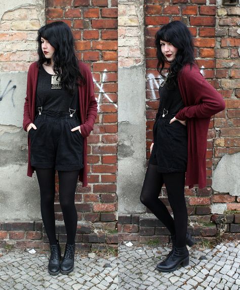 Edgy Work Outfits, Gothic Mode, Casual Goth, Goth Outfit, Dog Fabric, Witch Outfit, Goth Dress, Instagram Outfits, Mode Inspo