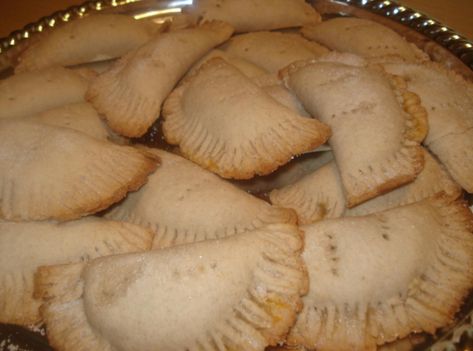 Mexican Pumpkin, Filet Mignon Chorizo, Pumpkin Empanadas, Traditional Mexican Desserts, Mexican Sweets, Mexican Pastries, Mexican Sweet Breads, Mexican Bread, Mexican Dessert Recipes