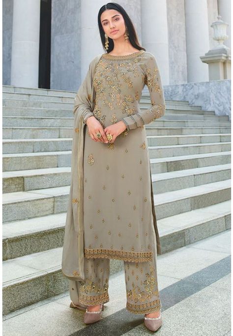 Plazo Designs Latest Style, Plazo Designs Latest, Plazo Suit Design, Plazo Designs, Plazo Design, Suits For Women Indian, Buy Salwar Kameez Online, Embroidered Salwar, Celana Fashion