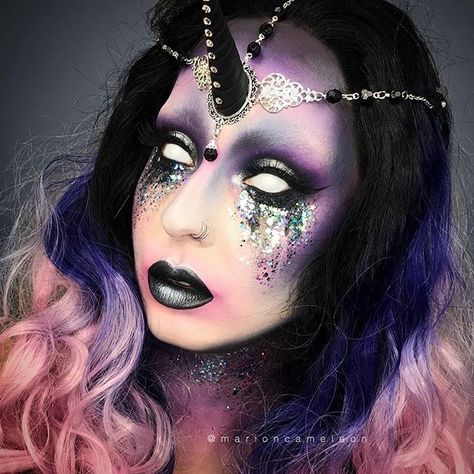 Pinterest: @ ß£aut¥✞ Witch Makeup Purple, Halloween Makeup Unicorn, Evil Unicorn Makeup, Unicorn Costume Womens Makeup, Witch Makeup Purple Smokey Eye, Unicorn Headpiece, Makeup Zombie, Unicorn Makeup, Make Up Inspiration