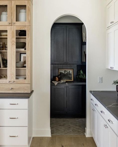 2022 Kitchen Trends | 7 Inspiring Looks You'll Love — Scout & Nimble James May Homes, Oakstone Homes, Moody Kitchen, Declutter Kitchen, James May, Herringbone Floor, Dark Cabinets, Kitchen Trends, Custom Cabinetry