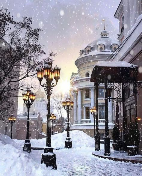 Winter Drawings, Happy Christmas Eve, Lamp Posts, Street Lights, Winter Magic, Winter Scenery, Winter Beauty, Winter Pictures, Christmas Scenes