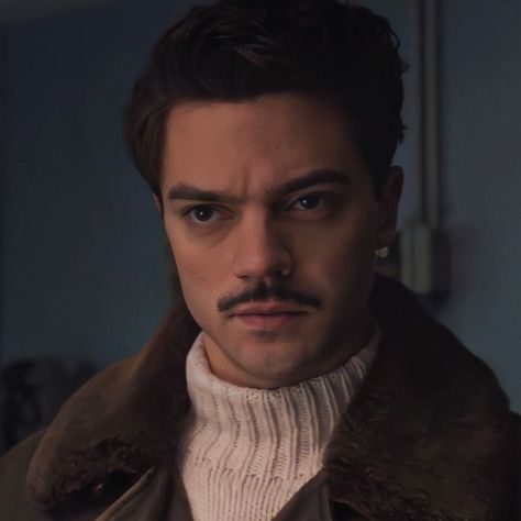 Howard Stark, Marvel Pins, Captain America The First Avenger, Captain America 2, The First Avenger, First Avenger, Dominic Cooper, His Dark Materials, Marvel Icons