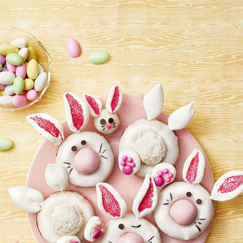 Bunny Recipes, Diy Easter Treats, Easy Easter Desserts, Chocolate Diy, Easter Sweets, Bunny Treats, Easter Desserts Recipes, Cream Cheese Cookies, Candy Crafts