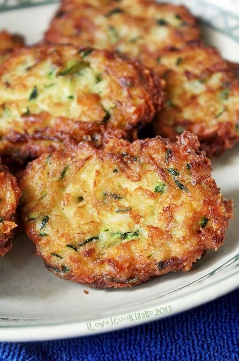 Vege Fritters, Meatball Dish, Bread Zucchini, Zucchini Cakes, Cheese Zucchini, Zucchini Patties, Bake Zucchini, Zucchini Cake, Ree Drummond