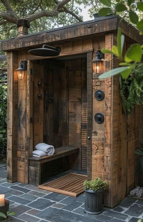 Rustic Outdoor Shower Ideas, Outdoor Storage Ideas, Outdoor Shower Enclosure, Diy Outdoor Storage, Outdoor Bathroom Design, Productive Work, Outdoor Baths, Beautiful Home Gardens, Backyard Sheds