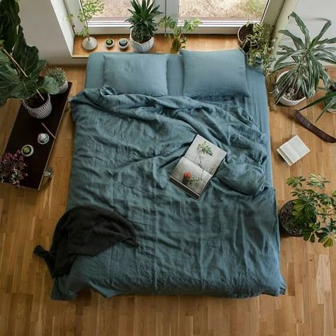 Blue Linen Duvet Cover, Palette Bleu, Decor Palette, Bed Platform, Linen Duvet Cover, Room Goals, Classic Home, Aesthetic Rooms, Dream Apartment