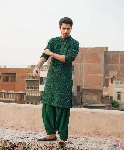 Eid Outfits For Teens, Man Dress Design, Indian Wedding Clothes For Men, Eid Celebration, Mehndi Outfit, Pakistani Kurta, Wedding Kurta For Men, Mehendi Outfit, Gents Kurta Design