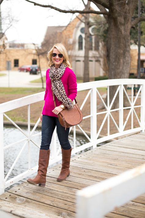 Pink Sweater Outfit Fall, Pink Pullover Outfit, Pink Sweater Outfit Winter, Hot Pink Sweater Outfit, Pink Jumper Outfit, Pink Sweater Outfit, Neon Pink Sweater, Bright Pink Sweater, Winter Sweater Outfits